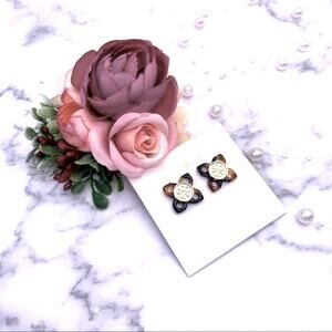New Tory Burch Gold Logo, Tortoise Flower Stud Earrings